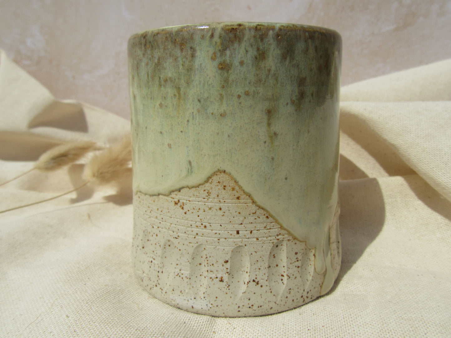 Mug gravé en grès