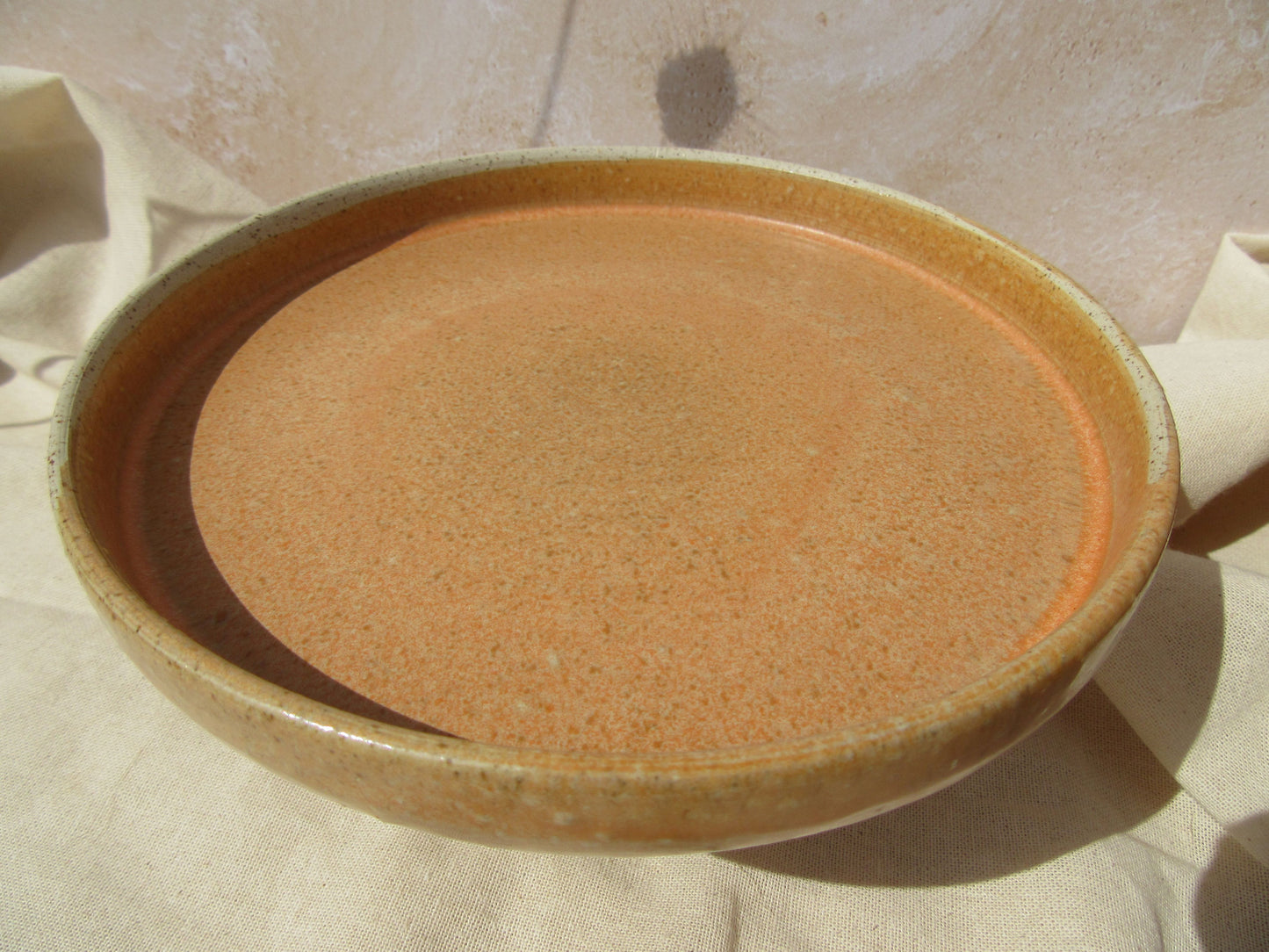 Présentoir à gâteau sur pied SOLEIL en grès